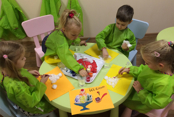 Поем, творим, играем на английском языке...